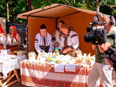 «Смак Галичини»: у парку Шевченка в Івано-Франківську представили традиції різних куточків краю