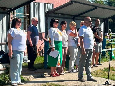 Спортивний дух та патріотизм: у Рахові до Дня Державного Прапора відбулися учнівські змагання