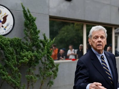 Спецпосланець Трампа налагодив контакт із Лукашенком за допомогою горілки, — NYT