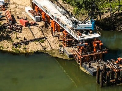 31 мільйон переплати з бюджету: поліція взялася за міст через Дністер у Маяках