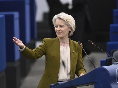 Відео: ЄС схвалив €6,1 млрд на оборону України у День Незалежності