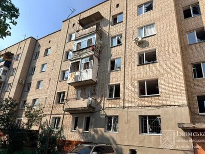 Ворог атакував Ізюм у День Незалежності: загинув чоловік, постраждала дитина