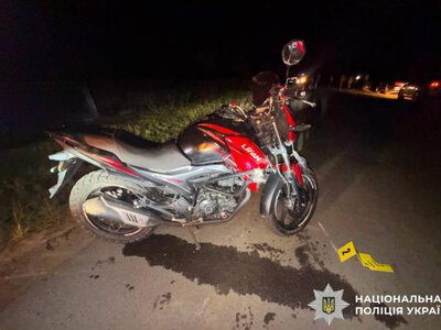 На Рівненщині зіткнулись два мотоцикли: обох водіїв шпиталізували