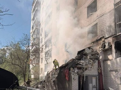 Російський дрон поцілив у житловий будинок у Чернігові: серед постраждалих – дитина