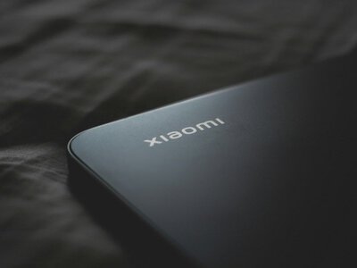 Дешево більше не буде: виробник, чиї смартфони купували через низькі ціни, різко їх піднімає