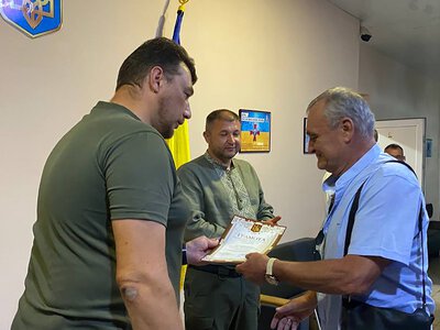 У День Незалежності України в Хмільницькому РТЦК та СП подякували тим, хто підтримує українське військо