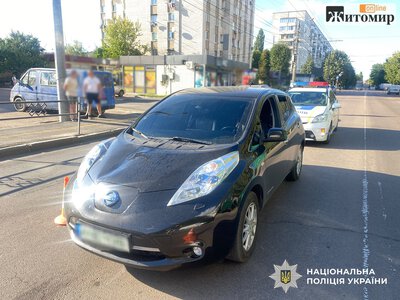 У Житомирі Nissan Leaf збив 7-річного хлопчика — дитина в лікарні. ФОТО