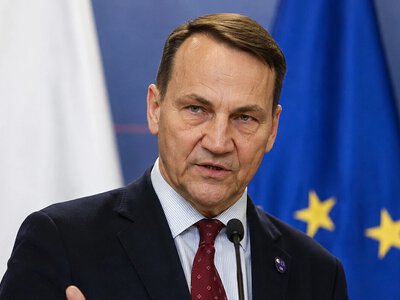 Сікорський: Польща і Україна більше не будуть російськими колоніями