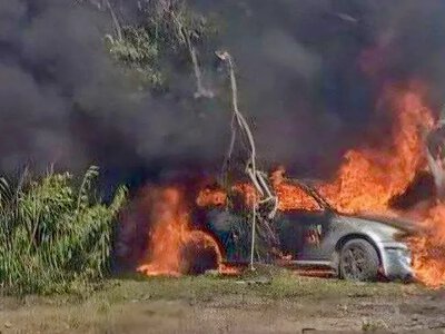 Російський БпЛА пошкодив цивільне авто в Херсоні