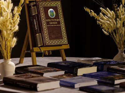 Історичний збіг чи долеве рішення? Чому ювілей правничої еліти УжНУ сколихнув Закарпаття саме зараз
