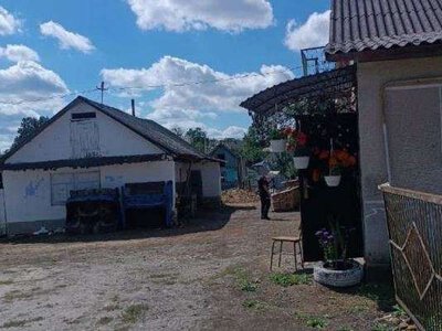 Обробили підвал від гризунів та отруїлись: на Тернопільщині родина потрапила до лікарні, є загибла