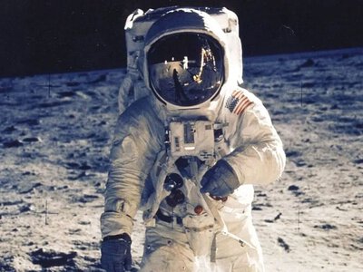 Астронавт NASA провів таємний експеримент з телепатією під час польоту на Місяць