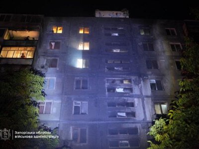 Окупанти вдарили дроном по житловому будинку в Запоріжжі