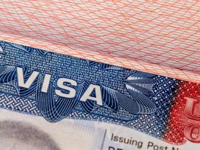 Адміністрація Трампа готує наймасштабніше відкликання віз в історії США