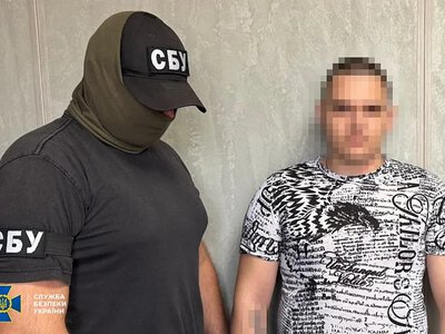 На Рівненщині СБУ затримала чоловіка, який встановлював приховані камери для наведення ударів РФ