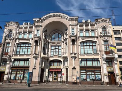 Не лише про посаду: що стоїть за конфліктом навколо Музею мистецтв у Кропивницькому