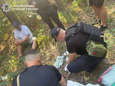 У Києві чоловік обікрав квартиру сусіда на 2 млн грн