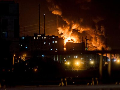 Сили оборони уразили Афіпський НПЗ та Астраханський ГПЗ у Росії