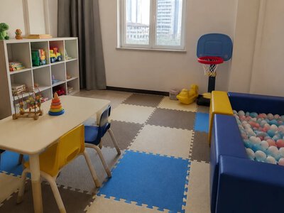 У Китаї власниця ігрової кімнати отримала підтримку після спору з родиною померлого