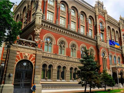 Якщо валютні обмеження НБУ для бізнесу не зміняться, українські компанії перейдуть до офшорів - ЗМІ