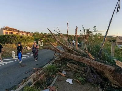 Торнадо пронісся французьким селом: 39 людей постраждали