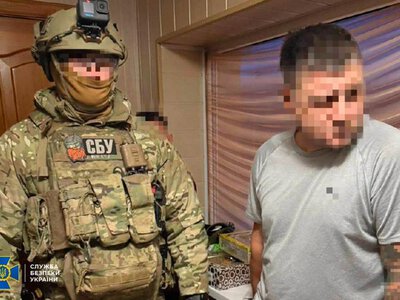 Вивезли в ліс і вимагали $4 тисячі: на Рівненщині судитимуть трьох підозрюваних у рекеті