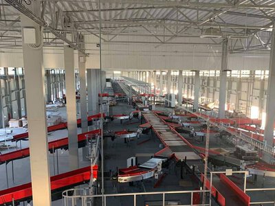 «Нова пошта» шукає партнерів для розширення мережі сортувальних центрів
