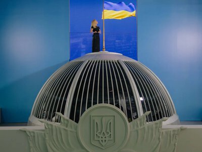 Від кабінету президента до купола Ради: що можна побачити на виставці «Той день» у Києві