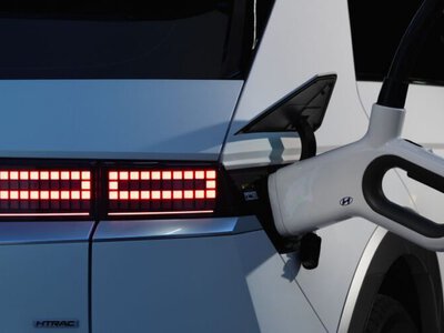 Новинка для європейського ринку: Hyundai презентувала бюджетний електрокар для українських водіїв