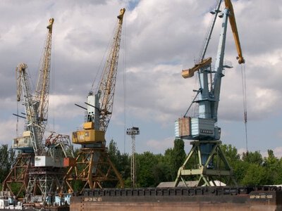 Мінвідновлення: Україна може експортувати альтернативними шляхами до 4,5 млн тонн вантажів на місяць