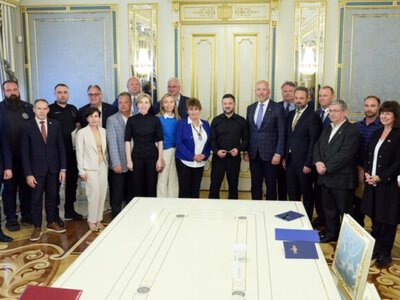 Зеленський зустрівся з делегацією Світового конгресу українців: обговорили кроки щодо посилення підтримки України у світі