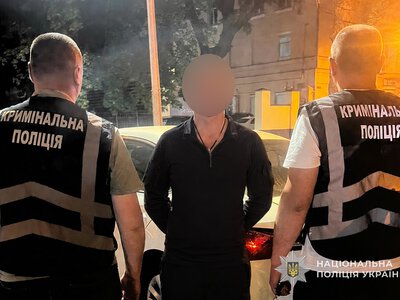 Взяв ключі, поки власниця спала: на Конотопщині чоловік викрав Volkswagen Tiguan і розбив його