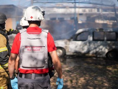 Росіяни атакували підприємство у Запоріжжі: На Космосі спалахнула пожежа