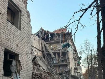 Ранковий авіаудар по Слов'янську: вибухи пролунали в центральній частині міста