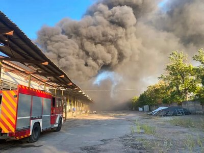 У Херсоні через атаку російського дрона знищені запаси Червоного Хреста на майже 28 млн грн - Херсон Daily