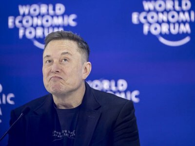 Зеленський нагородив Ілона Маска орденом Свободи