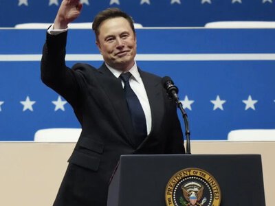 Зеленський зробив гучний жест Маску: мільярдер отримав одну з найвищих нагород України
