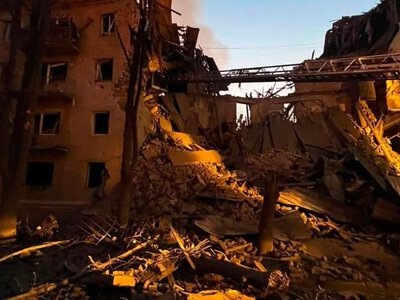 Росіяни вдарили по центру Слов’янська: є поранені та пошкоджені багатоповерхівки
