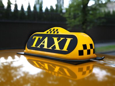 В Німеччині планують запустити безпілотні таксі