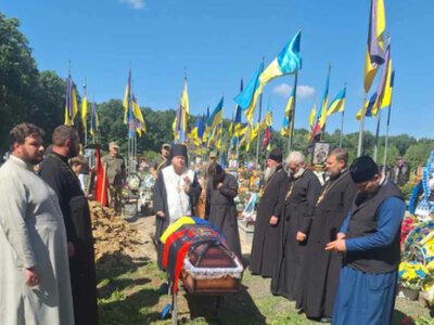 У Ківерцях попрощалися з військовим Богданом Денисюком