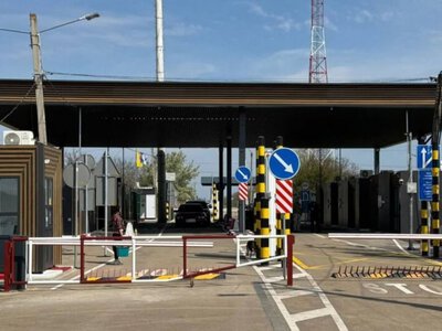 Не працював через атаку Росії: пункт пропуску Виноградівка відновив роботу