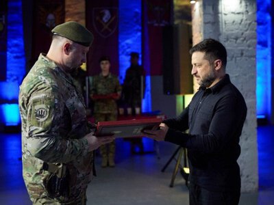 Зеленський вручив орден «Золота Зірка» командирам 3 армійського корпусу і Таврійської бригади