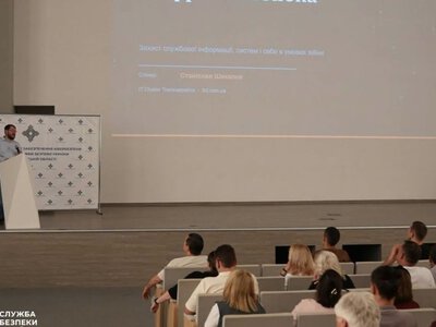 «Вони шукають найслабшу ланку»: в Ужгороді термосили чиновників і комунальників. Що сталося?