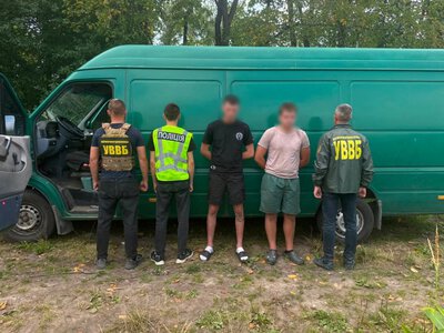 Втеча “під ключ” – організатори ухилянтської переправи через Дністер брали $11 тис за подорож в бананових ящиках (ФОТО)