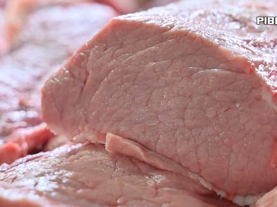 Лише натуральні продукти: ціни на м'ясо та молочку на Рівненських ринках (ВІДЕО)