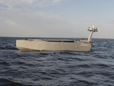 В Україні представили найбільший морський дрон сімейства MAGURA