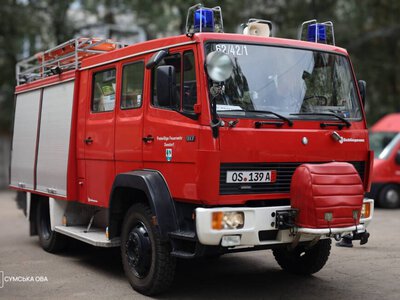 Міжнародні партнери передали пожежні автомобілі, обладнання та спорядження для рятувальників Сумщини + Відео