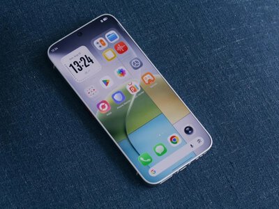 Поки Apple лише готує безрамковий iPhone 20, у мережі показали смартфон із найідеальнішим екраном на ринку