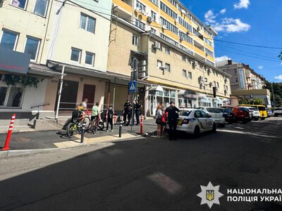 У Рівному тренерка допомогла затримати чоловіка, який викрав речі дітей зі спортмайданчика