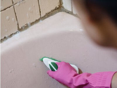 Ванна знову буде чистою: що використовувати від нальоту, іржі та запаху